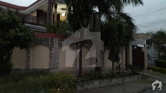 1 Kanal Corner House For Sale 1 Kanal Corner House For Sale