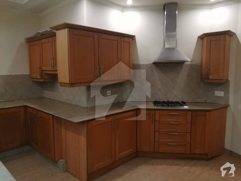 3 Kanal Corner Ideal For Investor For Plotting In Birdwood Road Near Shadman Lahore College