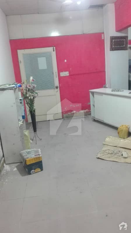 Office For Rent On Sharing Basis 24 Hours On Ideal For Call Centre, Software House, Travel Agencies