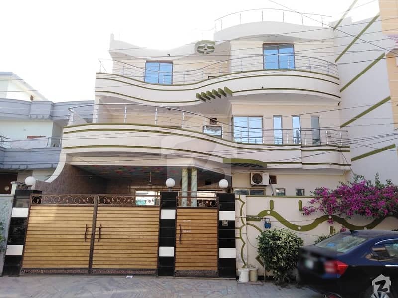 11 Marla Triple Storey House For Sale