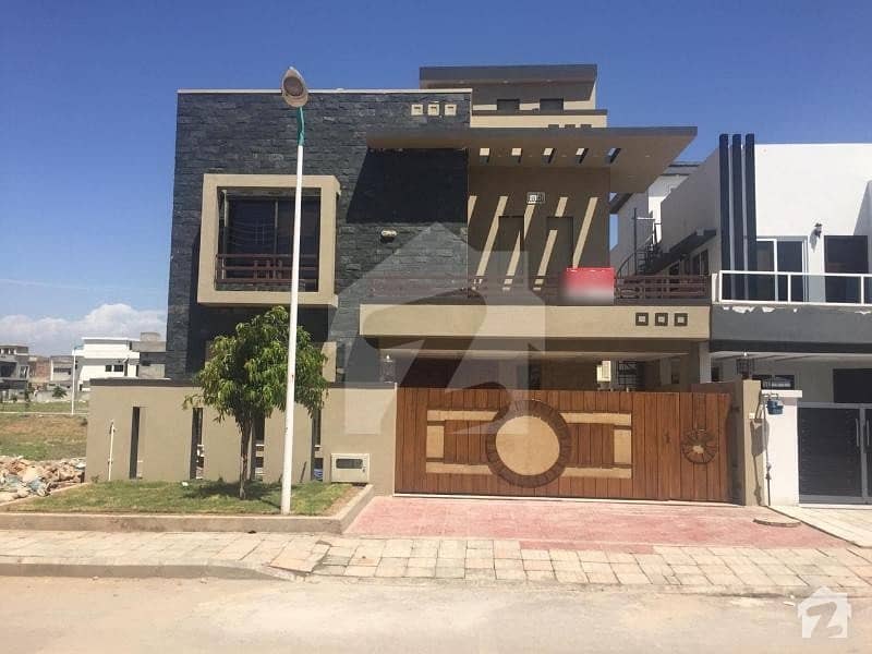 10 Marla Double Unit 5 Beds House For Sale In Bahria Town Phase 8 Overseas 6