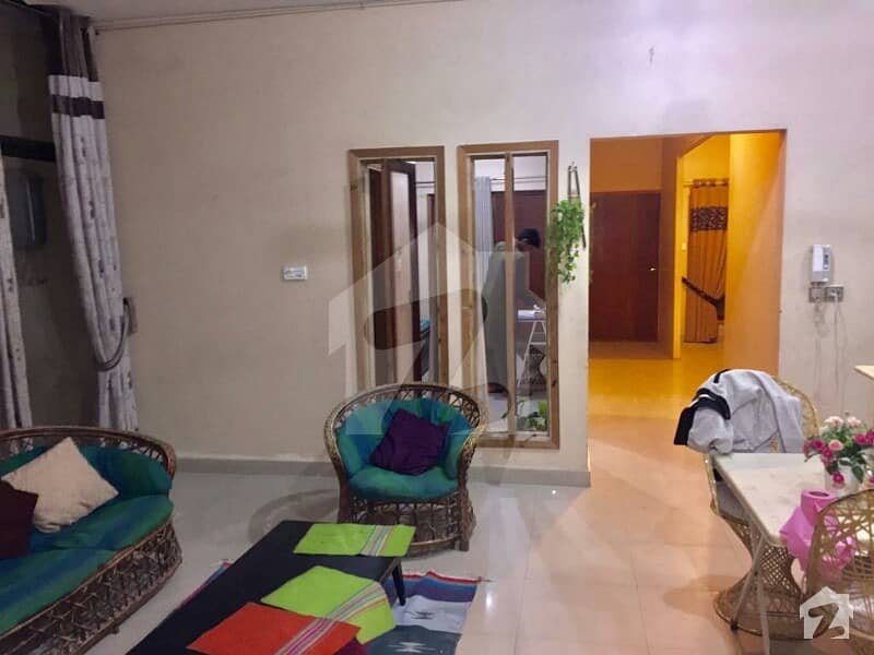 نارتھ ناظم آباد ۔ بلاک ایچ نارتھ ناظم آباد کراچی میں 6 کمروں کا 9 مرلہ مکان 3. 7 کروڑ میں برائے فروخت۔