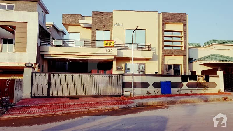 Double Road Boulevard Double Unit With Basement - Ground Double Storey House For Sale