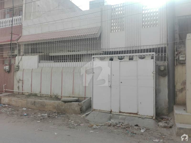 Single Storey House Is Available For Sale In North Karachi