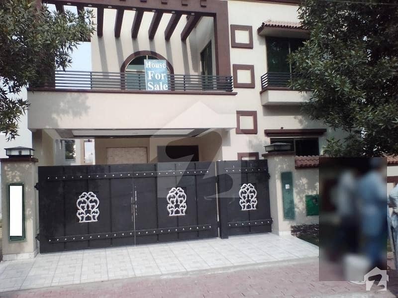 10 Marla House For Sale In Chambeli Block Bahria Town