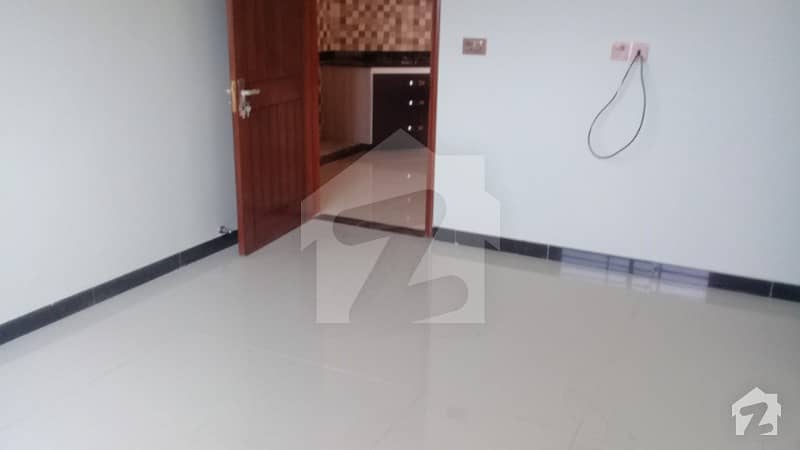 Brand New Portion 3 Bed Gulshan E Iqbal Bl 11 3 Bed Drawing  Lounge  5 Rooms