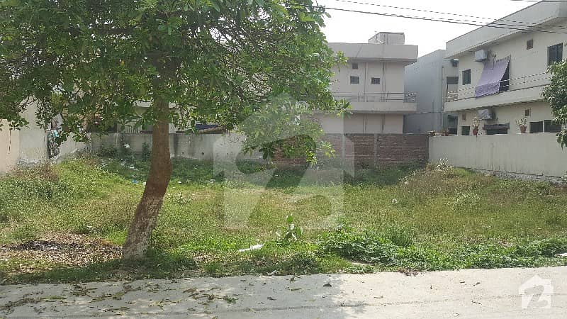 ال۔امین ہاؤسنگ سوسائٹی لاہور میں 10 مرلہ رہائشی پلاٹ 1.05 کروڑ میں برائے فروخت۔