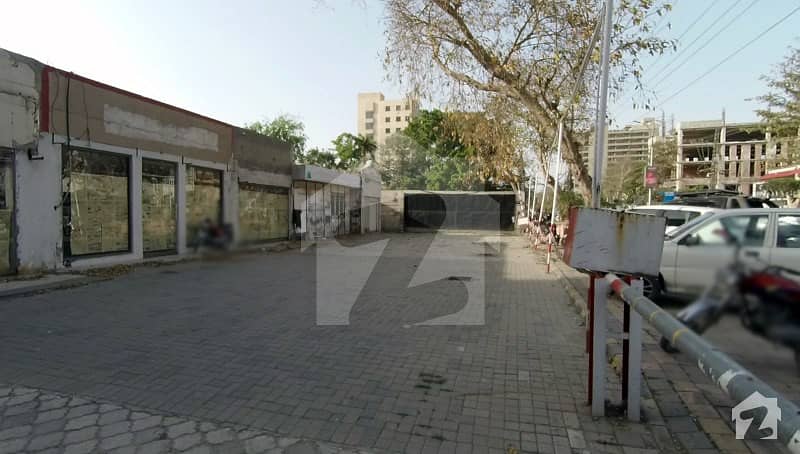 3 Kanal 15 Marla Front 99. 9ft On Main Boulevard Plot For Sale Facing M. M Alam Road At Gulberg 3 Golden Opportunity