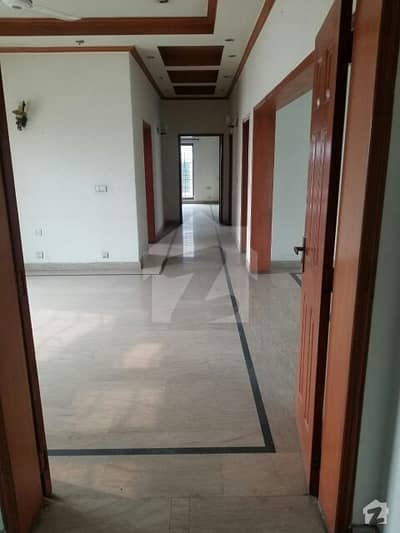 Upper Portion 3 Bed For Rent Upper Portion 3 Bed For Rent