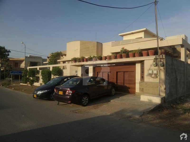 Architect Design  Owner Built  500 Sq Yards House At DHA Phase 7