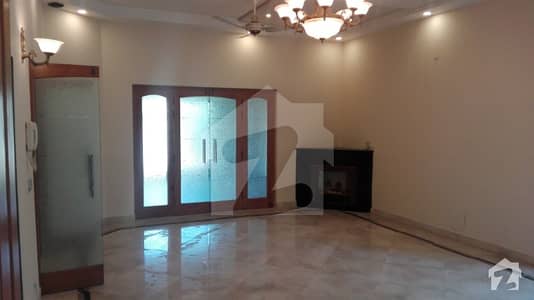 EE Block 10 Marla House For Rent In DHA Lahore EE Block 10 Marla House For Rent In DHA Lahore