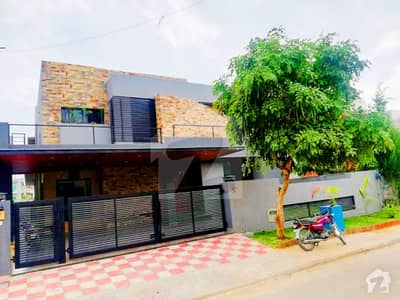 1 Kanal New Design Aesthetic Bungalow For Sale 1 Kanal New Design Aesthetic Bungalow For Sale