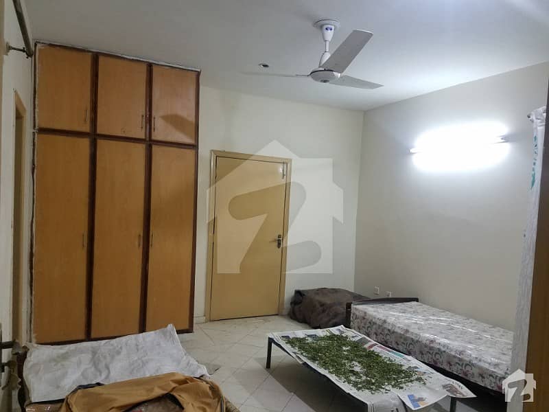پنجاب گورنمنٹ سرونٹ سوسائٹی لاہور میں 2 کمروں کا 7 مرلہ مکان 1.02 کروڑ میں برائے فروخت۔