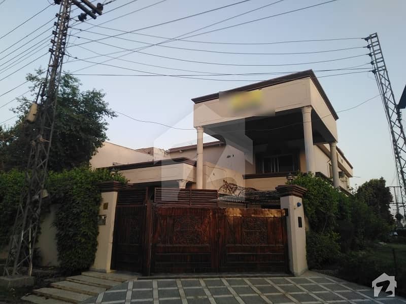 Double Storey House Is Available  For Rent