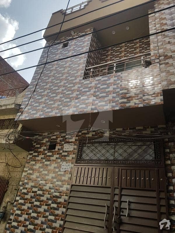 باغبانپورہ لاہور میں 2 کمروں کا 2 مرلہ مکان 42 لاکھ میں برائے فروخت۔