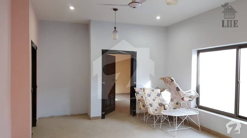 1500 Sq Ft Fresh House For Sale In Arbab Khan Jee Villas Samungli Road