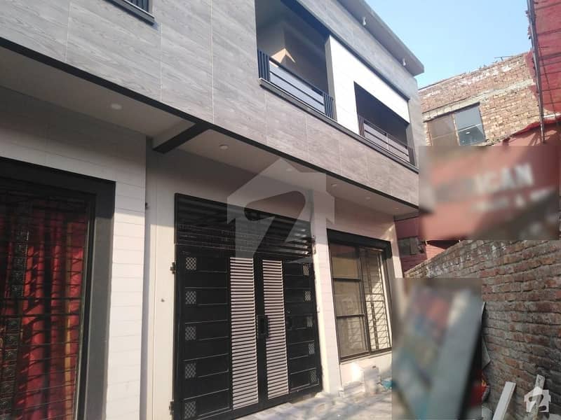 گلشنِ راوی لاہور میں 3 کمروں کا 4 مرلہ مکان 1.38 کروڑ میں برائے فروخت۔