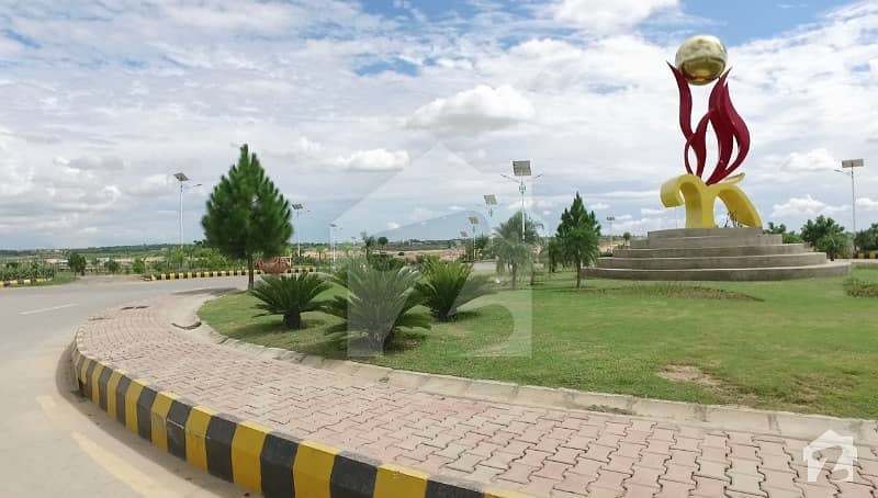 4 Kanal Form House Plot Available For Sale In Block C