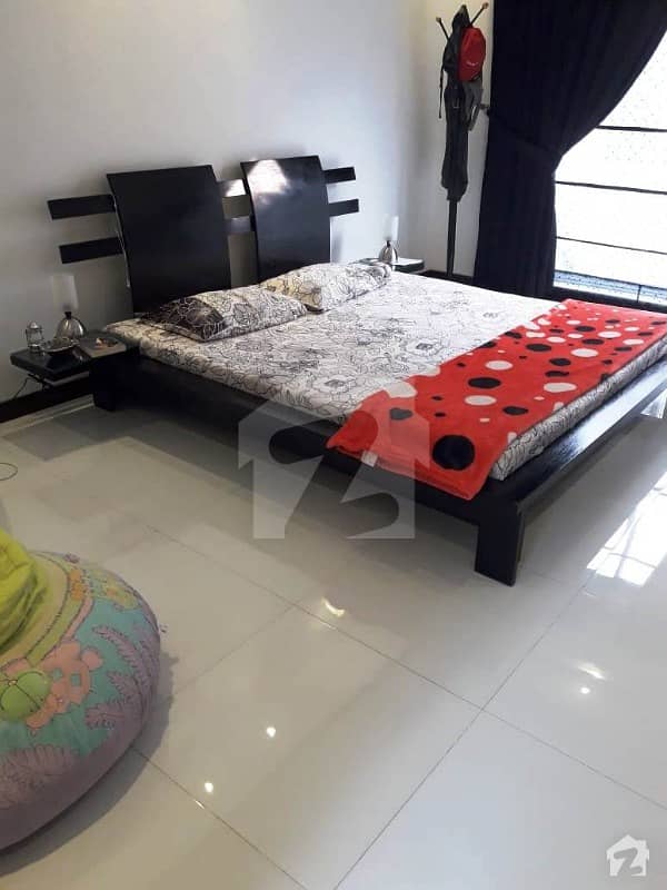 original pics 1 bed full furnished for rent in dha phase 5 prime location near to park