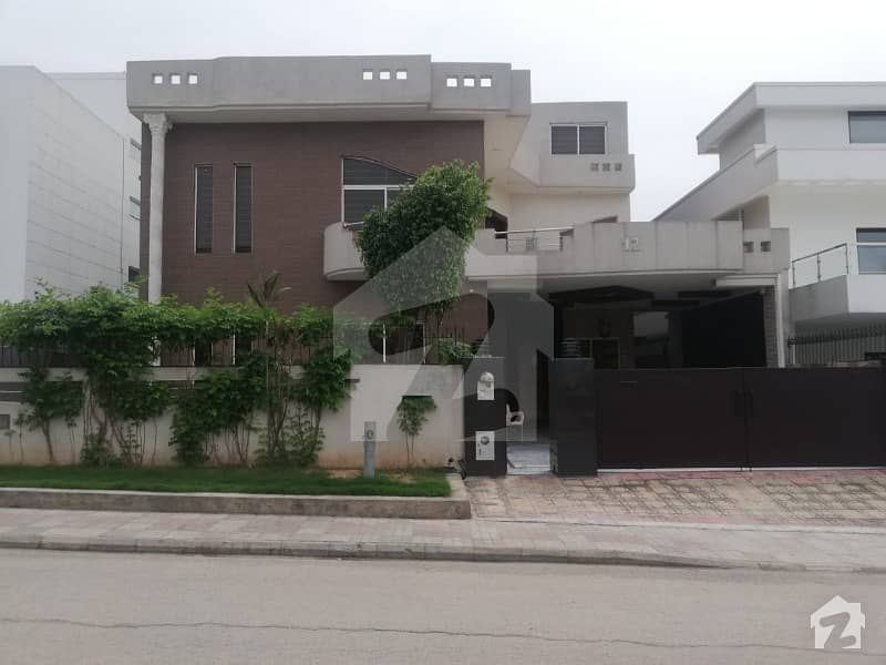 Great Location 5 Bedrooms Semi Furnished House Is Available For Sale