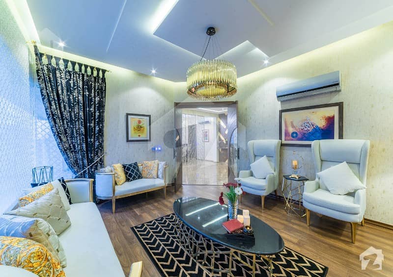 ڈی ایچ اے فیز 5 ڈیفنس (ڈی ایچ اے) لاہور میں 5 کمروں کا 1 کنال مکان 5. 6 کروڑ میں برائے فروخت۔
