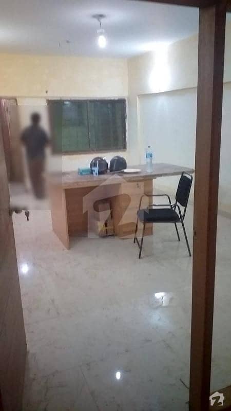 یونیورسٹی روڈ کراچی میں 3 کمروں کا 5 مرلہ فلیٹ 95 لاکھ میں برائے فروخت۔
