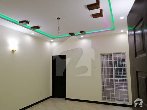 10 Marla Portion For Rent In Nawab Tow