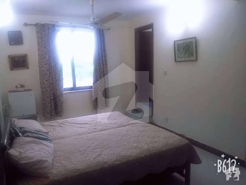 Furnished Room For Rent in G64