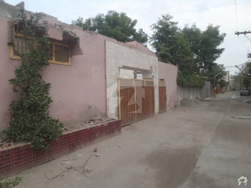 House For Sale At Haseeb Shaheed Colony Satiana Road Haseeb Shaheed