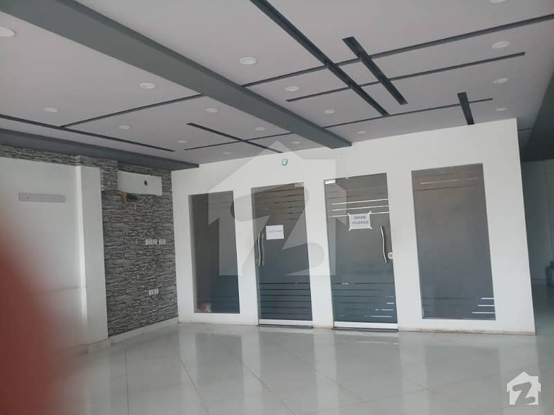 Triple Storey Building Is Available For Rent