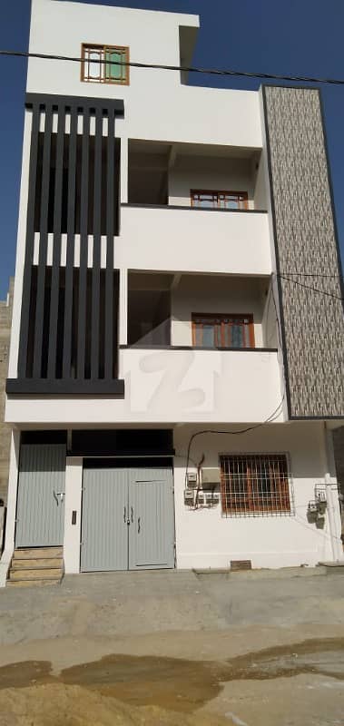 ایم بی سی ایچ ایس ۔ مخدوم بلاول سوسائٹی کورنگی کراچی میں 10 کمروں کا 5 مرلہ مکان 2 کروڑ میں برائے فروخت۔