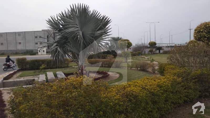 4 Kanal Plot Available For Sale At Paradise Valley Faisalabad