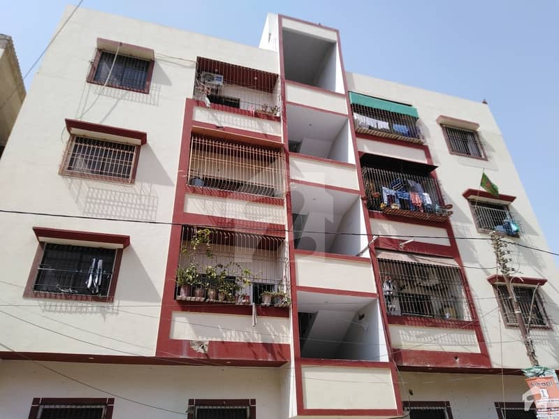 ناظم آباد - بلاک 2 ناظم آباد کراچی میں 3 کمروں کا 6 مرلہ بالائی پورشن 75 لاکھ میں برائے فروخت۔