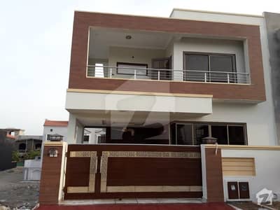 Newly Built House, Triple Storey Newly Built House, Triple Storey