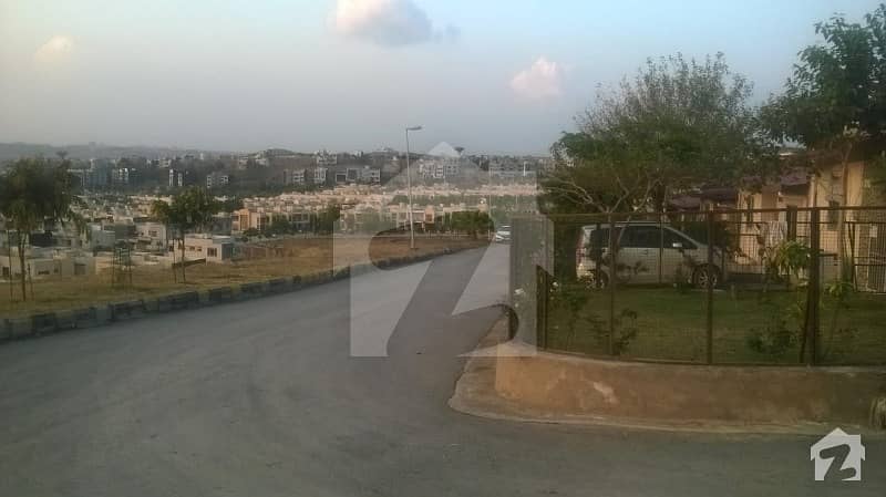 Rawalpindi Bahria Town Phase 8 Awami Villa 3 Flat Available For Sale