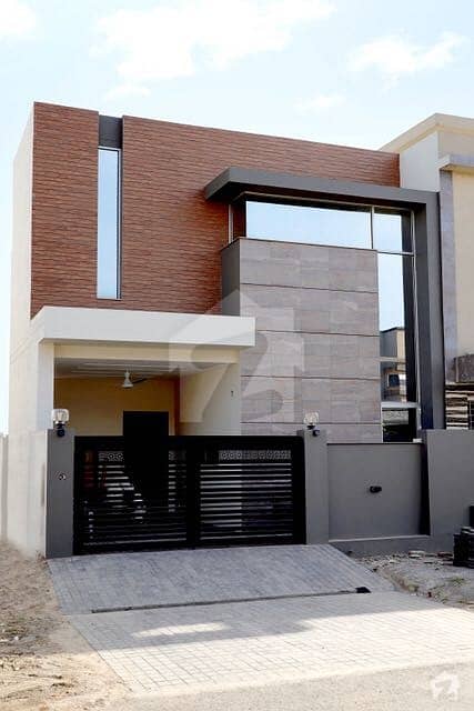 05 Marla Brand New Designer Bungalow In Paragon City Lahore Near Phase 8