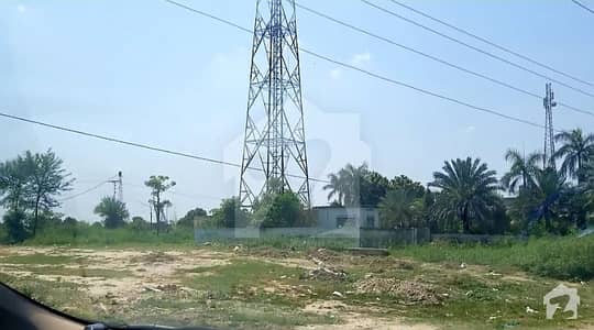 32 Marla Plot On Main Road -phalia - Gujrat Road ( Electricity ,  Sui Gas, School, Market ) Everything Available