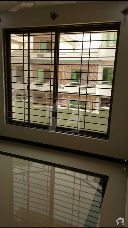 25x40 Brand New Upper Portion For Rent
