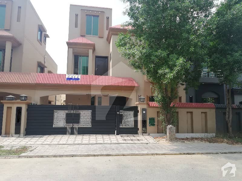 10 Marla House For Sale In Iqbal Block Sector E Bahria Town Lahore