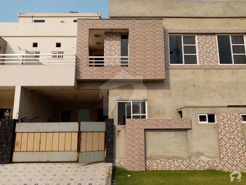 House For Sale At Model City 2 Satiana Road