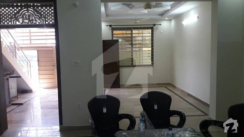 Portions Available For Rent In Green Avenue Portions Available For Rent In Green Avenue