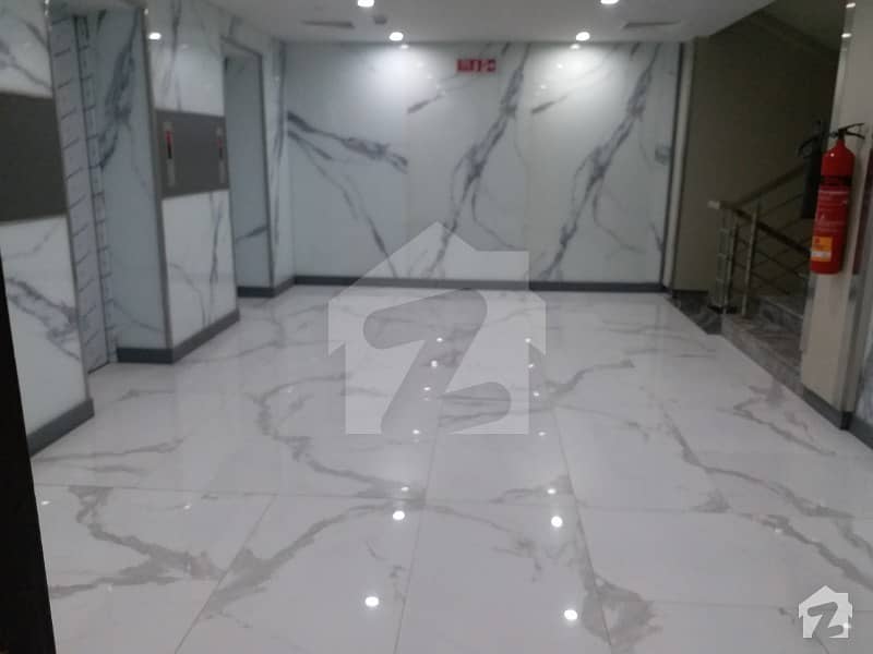 Ground Space 2800 Sqft Ideal Eye Catching Location For Banks And Multinational Companies