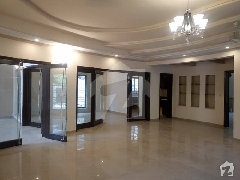1 Kanal Corner House For Rent In DHA Phase 4