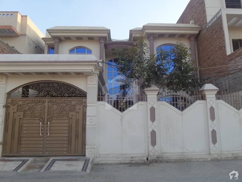 Double Storey Beautiful Bungalow For Sale At Faisal Colony Okara