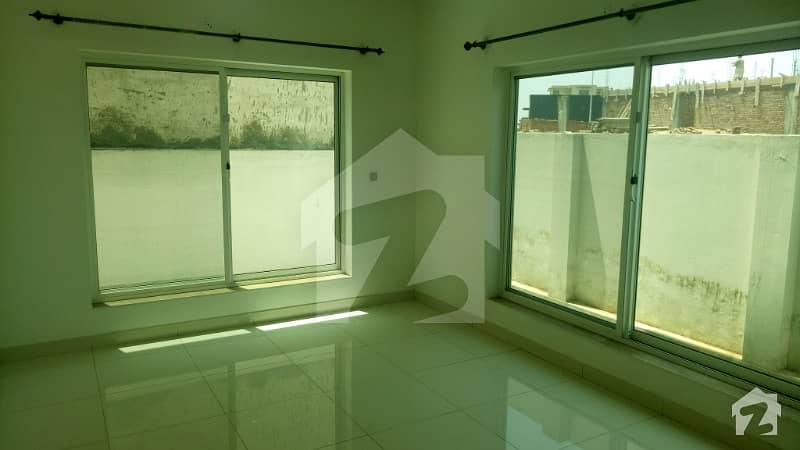 Awami villa 2 beautiful corner flat for rent