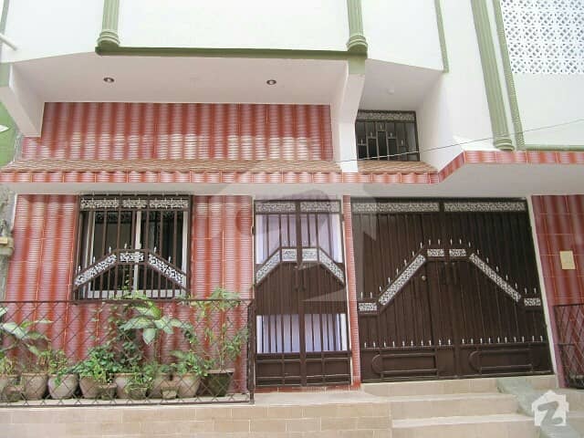 الطاف حسین روڈ کراچی میں 7 کمروں کا 3 مرلہ مکان 70 لاکھ میں برائے فروخت۔