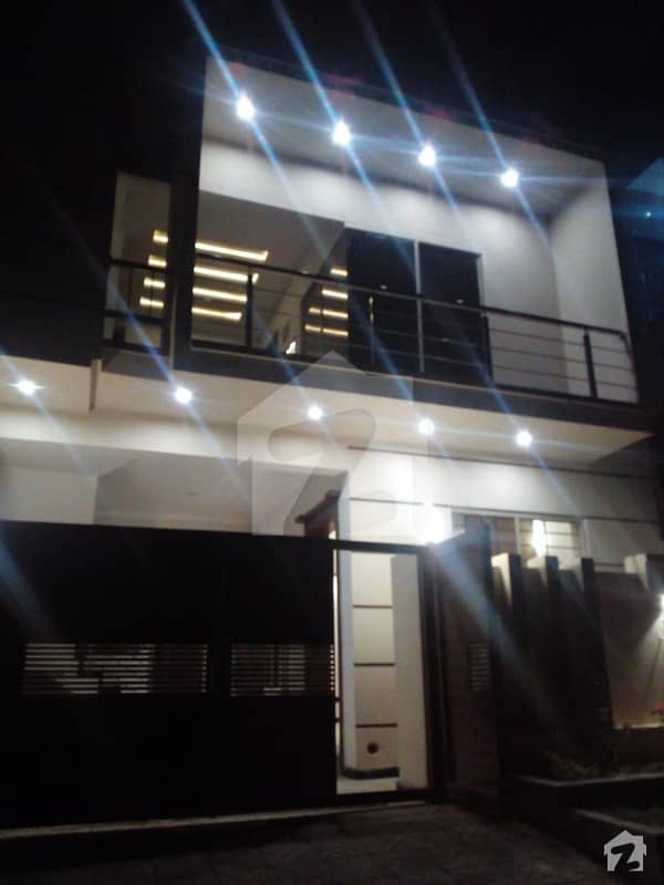 Beautifully Built 5 Marla Double Storey House With Modern Shape