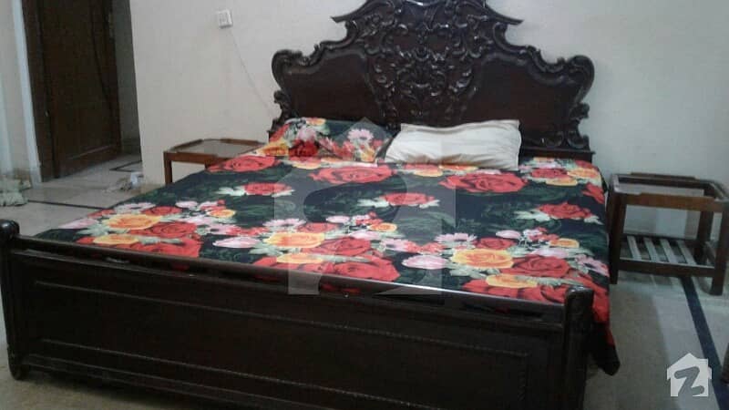 DHA PHASE 4 EE block 1 bedroom farnished
