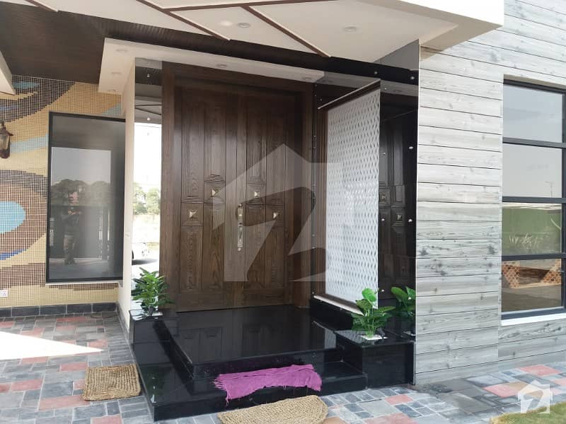 1 Kanal Attractive Luxurious Bungalow For Sale In Dha Phase 2