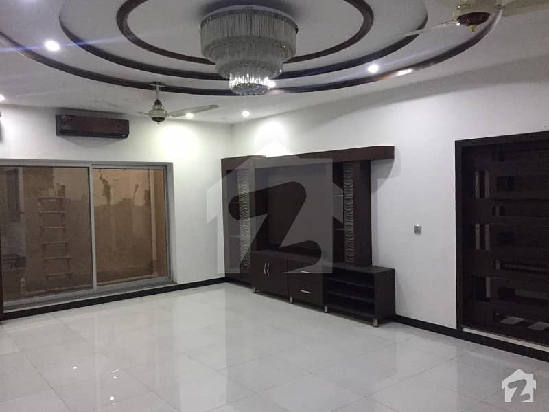 1 Kanal Double Story Ideal Located Beautiful House Available For Rent